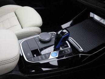 BMW IX3 80kWh M Sport Pro SUV 5dr Electric Auto (286 ps)