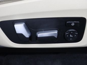 BMW IX3 80kWh Premier Edition Pro SUV 5dr Electric Auto (286 ps)