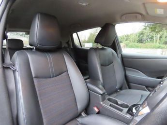 NISSAN LEAF 40kWh 10 Auto 5dr