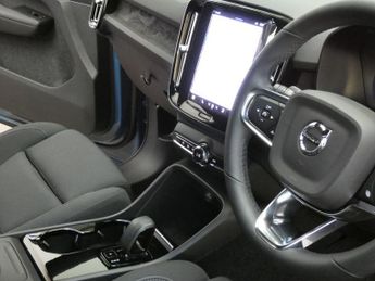 VOLVO XC40 Recharge 69kWh Plus SUV 5dr Electric Auto (231 ps)
