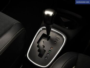 TOYOTA YARIS 1.5 VVT-h GR SPORT Hatchback 5dr Petrol Hybrid E-CVT Euro 6 (s/s