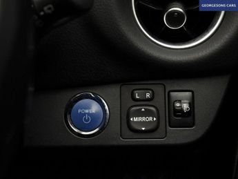 TOYOTA YARIS 1.5 VVT-h GR SPORT Hatchback 5dr Petrol Hybrid E-CVT Euro 6 (s/s