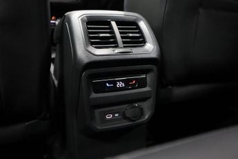 VOLKSWAGEN TIGUAN 2.0 TSI R SUV 5dr Petrol DSG 4Motion Euro 6 (s/s) (320 ps)