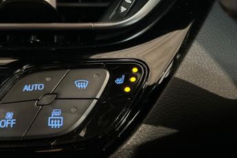 TOYOTA C-HR 1.8 VVT-h Dynamic SUV 5dr Petrol Hybrid CVT Euro 6 (s/s) (122 ps