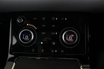 LAND ROVER RANGE ROVER EVOQUE 1.5 P300e 12.2kWh R-Dynamic SE Auto 4WD Euro 6 (s/s) 5dr
