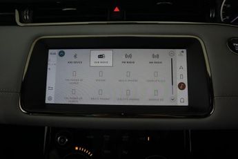 LAND ROVER RANGE ROVER EVOQUE 1.5 P300e 12.2kWh R-Dynamic SE Auto 4WD Euro 6 (s/s) 5dr