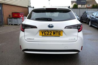 TOYOTA COROLLA 1.8 VVT-h Icon Tech Touring Sports CVT Euro 6 (s/s) 5dr