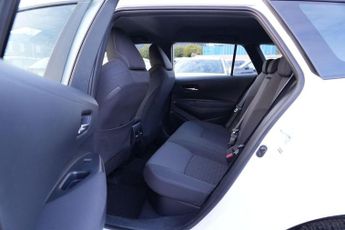 TOYOTA COROLLA 1.8 VVT-h Icon Tech Touring Sports CVT Euro 6 (s/s) 5dr