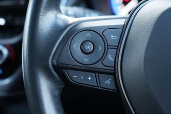 TOYOTA COROLLA 1.8 VVT-h Icon Tech Touring Sports CVT Euro 6 (s/s) 5dr