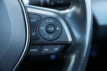 TOYOTA COROLLA 1.8 VVT-h Icon Tech Touring Sports CVT Euro 6 (s/s) 5dr