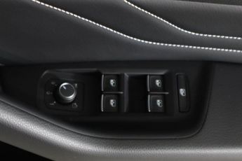 VOLKSWAGEN PASSAT 1.4 TSI 13kWh GTE Saloon 4dr Petrol Plug-in Hybrid DSG Euro 6 (s