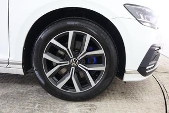 VOLKSWAGEN PASSAT 1.4 TSI 13kWh GTE Saloon 4dr Petrol Plug-in Hybrid DSG Euro 6 (s
