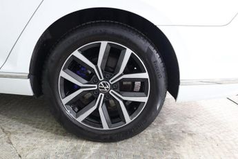 VOLKSWAGEN PASSAT 1.4 TSI 13kWh GTE Saloon 4dr Petrol Plug-in Hybrid DSG Euro 6 (s