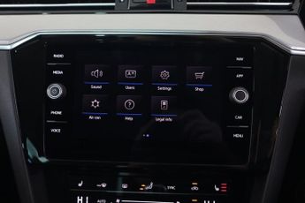 VOLKSWAGEN PASSAT 1.4 TSI 13kWh GTE Saloon 4dr Petrol Plug-in Hybrid DSG Euro 6 (s