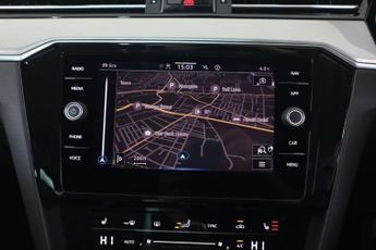 VOLKSWAGEN PASSAT 1.4 TSI 13kWh GTE Saloon 4dr Petrol Plug-in Hybrid DSG Euro 6 (s