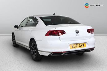 VOLKSWAGEN PASSAT 1.4 TSI 13kWh GTE Saloon 4dr Petrol Plug-in Hybrid DSG Euro 6 (s