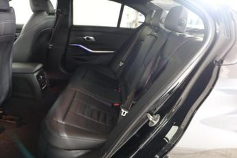 BMW 3 SERIES 2.0 330i M Sport Saloon 4dr Petrol Auto Euro 6 (s/s) (258 ps)