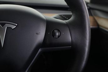 TESLA Model 3 (Dual Motor) Long Range Saloon 4dr Electric Auto 4WDE (346 ps)