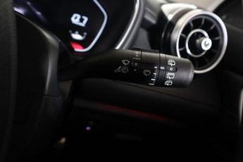 MG MG HS 1.5 T-GDI Trophy SUV 5dr Petrol DCT Euro 6 (s/s) (162 ps)