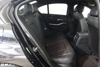 BMW 3 SERIES 2.0 330i M Sport Saloon 4dr Petrol Auto Euro 6 (s/s) (258 ps)