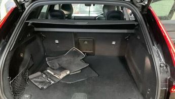 VOLVO XC60 2.0 B4 MHEV R-Design Pro SUV 5dr Diesel Hybrid Auto AWD Euro 6 (