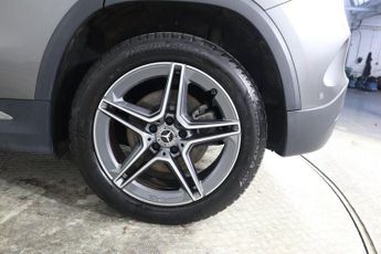 MERCEDES-BENZ GLA 1.3 GLA250e 15.6kWh Exclusive Edition (Premium) SUV 5dr Petrol P