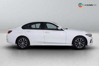 BMW 3 SERIES 2.0 320i Sport Saloon 4dr Petrol Auto Euro 6 (s/s) (184 ps)