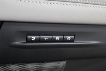 LAND ROVER RANGE ROVER EVOQUE 1.5 P300e 12.2kWh R-Dynamic HSE SUV 5dr Petrol Plug-in Hybrid Au
