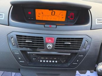 CITROEN GRAND C4 PICASSO 1.6 HDi DPF VTR+ MPV 5dr Diesel EGS6 Euro 4 (110 ps)