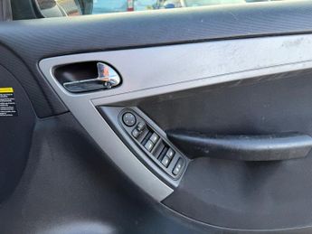 CITROEN GRAND C4 PICASSO 1.6 HDi DPF VTR+ MPV 5dr Diesel EGS6 Euro 4 (110 ps)