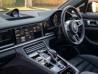 PORSCHE PANAMERA 2.9 V6 E-Hybrid 14kWh 4 10 Years Edition Saloon 5dr Petrol Plug-