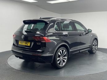 VOLKSWAGEN TIGUAN 2.0 TDI BlueMotion Tech R-Line SUV 5dr Diesel DSG 4Motion Euro 6