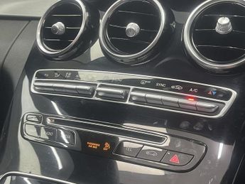 MERCEDES-BENZ C-CLASS 1.6 C200d Sport (Premium Plus) Saloon 4dr Diesel G-Tronic+ Euro 