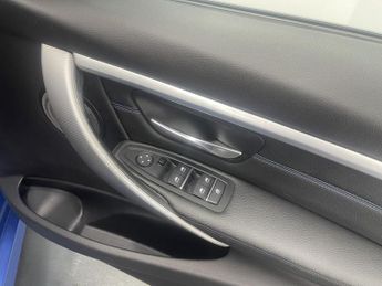 BMW 3 SERIES 2.0 320d M Sport Shadow Edition Touring 5dr Diesel Auto Euro 6 (