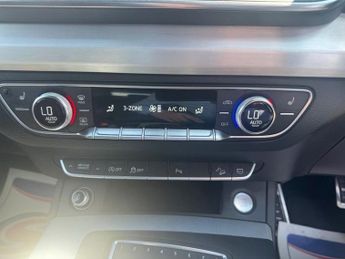 AUDI Q5 2.0 TDI S line SUV 5dr Diesel S Tronic quattro Euro 6 (s/s) (190