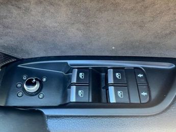 AUDI Q5 2.0 TDI S line SUV 5dr Diesel S Tronic quattro Euro 6 (s/s) (190