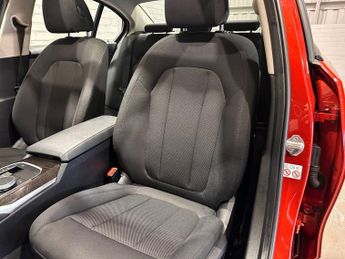 BMW 3 SERIES 2.0 330e 12kWh SE Pro Saloon 4dr Petrol Plug-in Hybrid Auto Euro