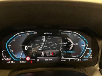 BMW 3 SERIES 2.0 330e 12kWh SE Pro Saloon 4dr Petrol Plug-in Hybrid Auto Euro