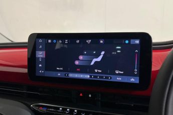 FIAT 500E 42kWh RED Hatchback 3dr Electric Auto (118 ps) Touchscreen With 