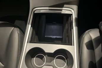 TESLA Model 3 Saloon 4dr Electric Auto RWD (241 bhp)