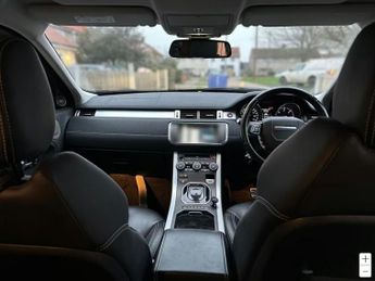 LAND ROVER RANGE ROVER EVOQUE 2.2 SD4 Dynamic SUV 5dr Diesel Auto 4WD Euro 5 (s/s) (190 ps)