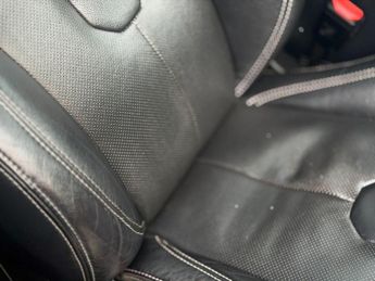 LAND ROVER RANGE ROVER EVOQUE 2.2 SD4 Dynamic SUV 5dr Diesel Auto 4WD Euro 5 (s/s) (190 ps)