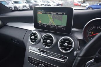 MERCEDES-BENZ C-CLASS 2.0 C200 AMG Line (Premium Plus) Coupe 2dr Petrol G-Tronic+ Euro