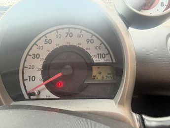 CITROEN C1 1.0i VTR Hatchback 5dr Petrol Manual Euro 5 (68 ps)