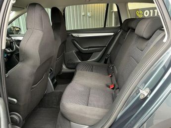 SKODA OCTAVIA 1.6 TDI SE Sport Estate 5dr Diesel DSG Euro 6 (s/s) (110 ps)
