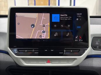 VOLKSWAGEN ID.3 Pro Performance 58kWh 1ST Edition Hatchback 5dr Electric Auto (2