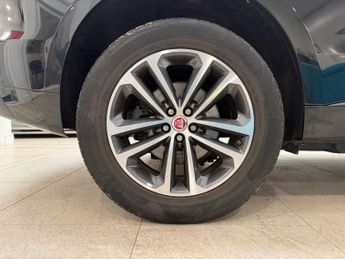 JAGUAR F-PACE 2.0 D180 R-Sport SUV 5dr Diesel Auto AWD Euro 6 (s/s) (180 ps)