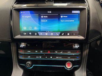 JAGUAR F-PACE 2.0 D180 R-Sport SUV 5dr Diesel Auto AWD Euro 6 (s/s) (180 ps)