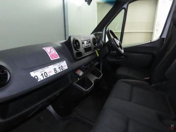MERCEDES-BENZ SPRINTER 2.0 315 CDI Progressive Chassis Cab 2dr Diesel Manual RWD L2 Eur