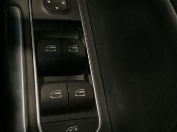 MERCEDES-BENZ EQA EQA 250 66.5kWh AMG Line (Premium) SUV 5dr Electric Auto (190 ps